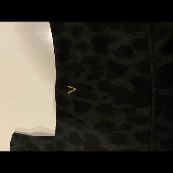 Victoria’s Secret Workout Leggings - Picture 3 of 4